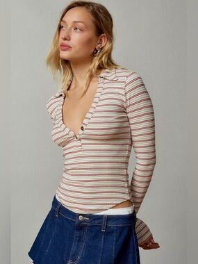 BDG Taylor Polo Long-Sleeve Striped Henley Top in Cream & Red